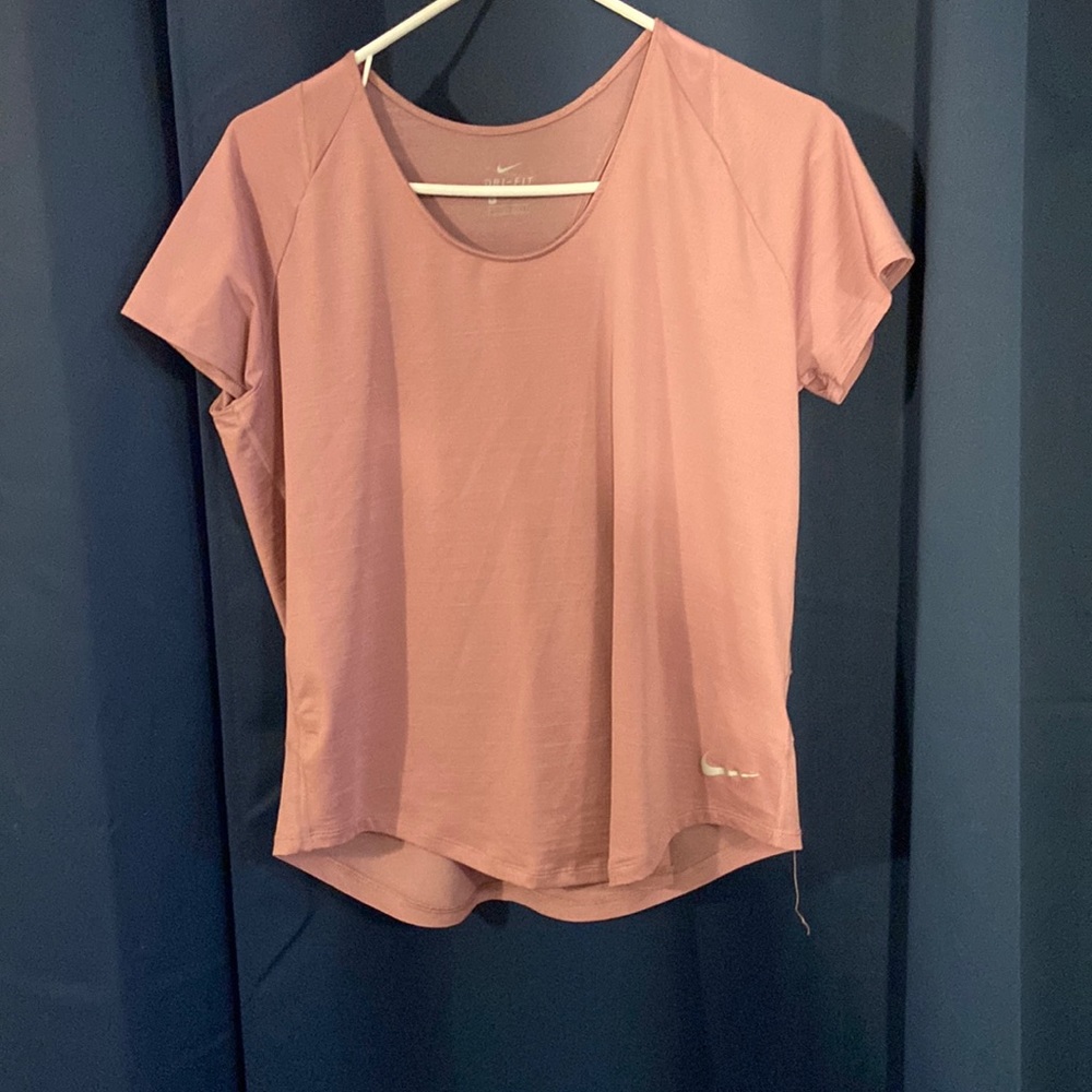 Dri-Fit Nike T-Shirt- Size L